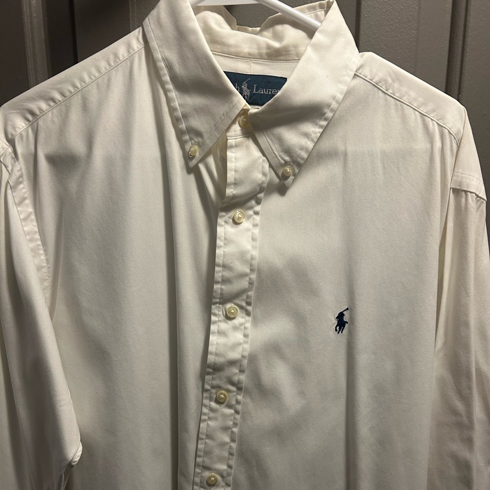 Vintage RL long sleeve white, this shirt is pure white,  pics disappointed me